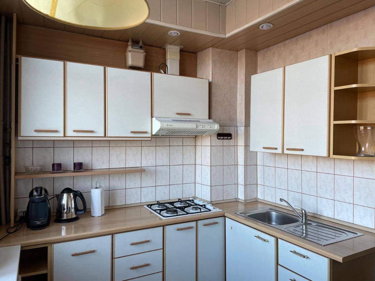 A Cozy Apartment With A Wonderful View Of The River In The Old Town Of Vilna Exterior foto